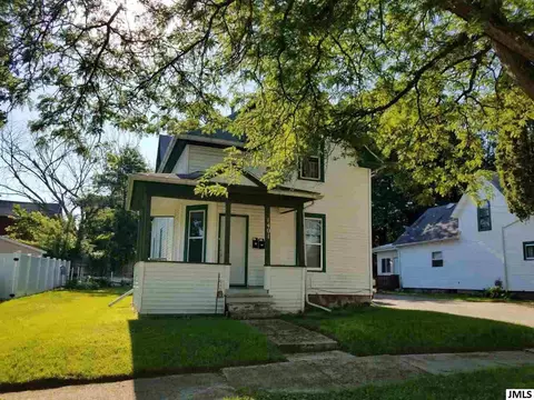 1401 Fourth St, Jackson, MI 49203 photo 1