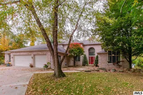 4922 Country Ln, Jackson, MI 49201 photo 1