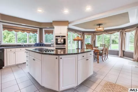4922 Country Ln, Jackson, MI 49201 photo 10