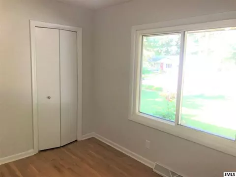 3611 Leonard, Jackson, MI 49202 photo 10