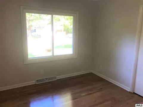 3611 Leonard, Jackson, MI 49202 photo 13