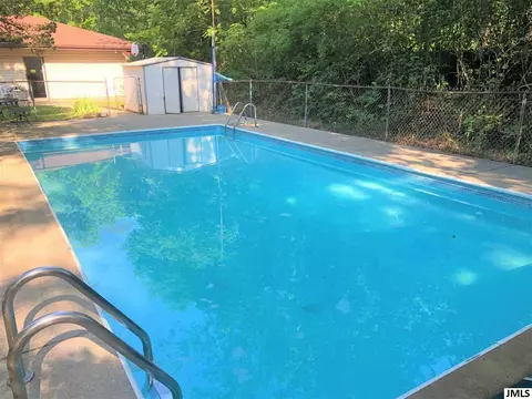 3611 Leonard, Jackson, MI 49202 photo 32