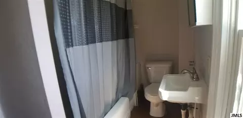 527 N State St, Jackson, MI 49202 photo 7
