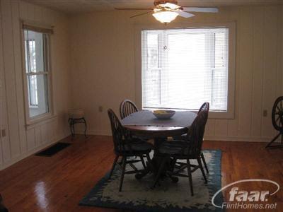 1314 E Oliver St, Other, MI 48867 photo 5