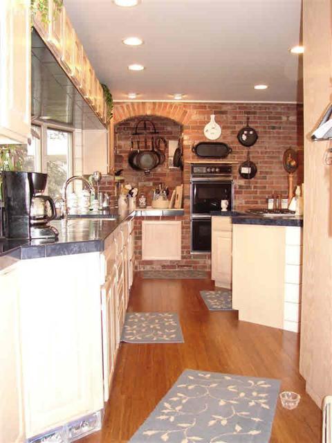 10216 E Potter Rd, Davison, MI 48423 photo 5