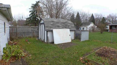 1593 Ryan St, Flint, MI 48532 photo 3