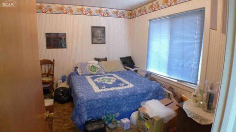 1593 Ryan St, Flint, MI 48532 photo 8