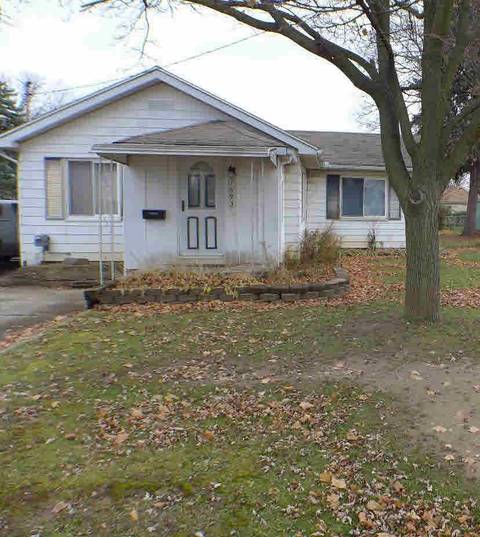 1593 Ryan St, Flint, MI 48532 photo 1