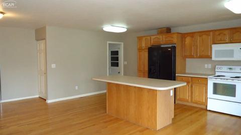 3345 Brookgate Dr, Flint, MI 48507 photo 6