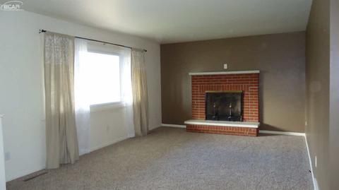 3345 Brookgate Dr, Flint, MI 48507 photo 2