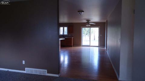3345 Brookgate Dr, Flint, MI 48507 photo 4