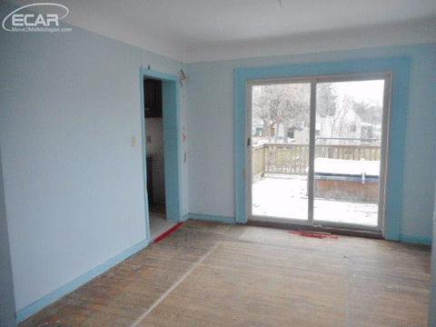 2502 Branch Rd, Flint, MI 48506 photo 4