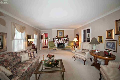 405 Coutant St, Flushing, MI 48433 photo 4
