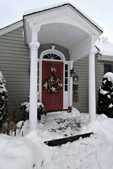 405 Coutant St, Flushing, MI 48433 photo 2