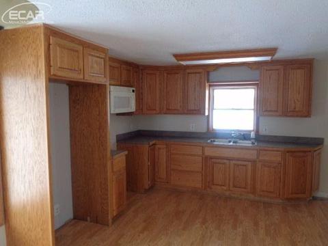 5455 Webster Rd, Flint, MI 48504 photo 3