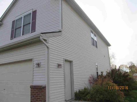 720 Wilberforce Dr, Flint, MI 48503 photo 2