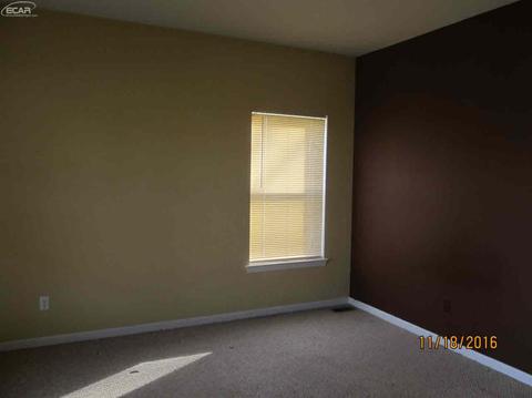 720 Wilberforce Dr, Flint, MI 48503 photo 7