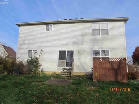 720 Wilberforce Dr, Flint, MI 48503 photo 4