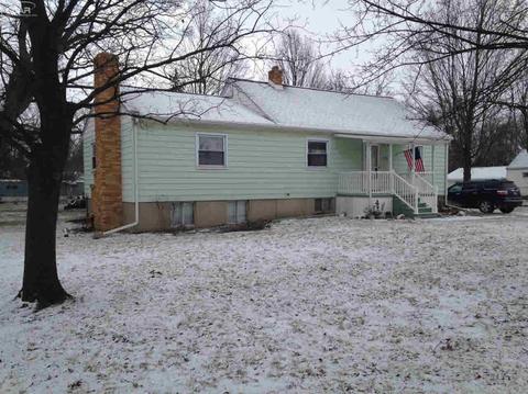 1105 E Maple Ave, Burton, MI 48529 photo 2