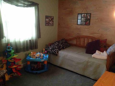 1105 E Maple Ave, Burton, MI 48529 photo 4