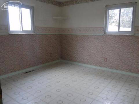 313 N Elms Rd, Flushing, MI 48433 photo 7