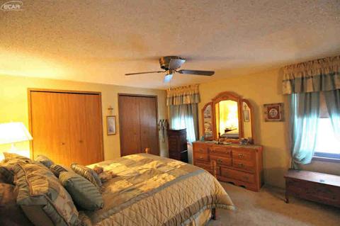 8103 Morrish Rd, Flushing, MI 48433 photo 23