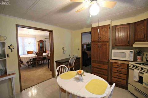 8103 Morrish Rd, Flushing, MI 48433 photo 6