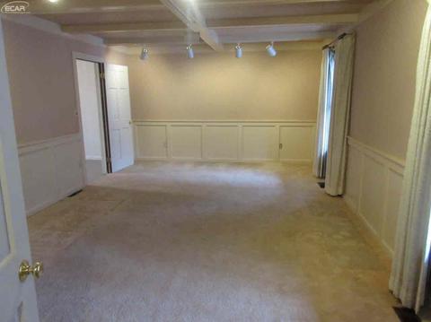 7478 Falling Leaf Ct, Flushing, MI 48433 photo 4