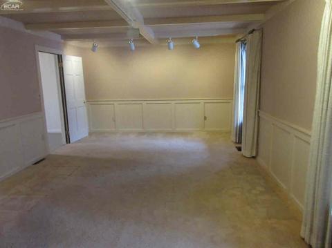 7478 Falling Leaf Ct, Flushing, MI 48433 photo 3