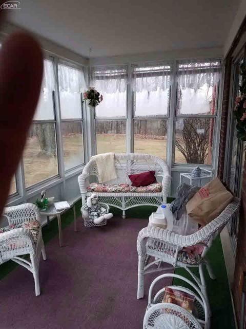 2105 Painted Post Dr, Flushing, MI 48433 photo 2