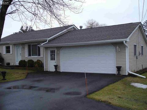 7345 N Elms Rd, Flushing, MI 48433 photo 1