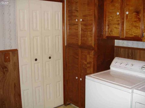 7345 N Elms Rd, Flushing, MI 48433 photo 12