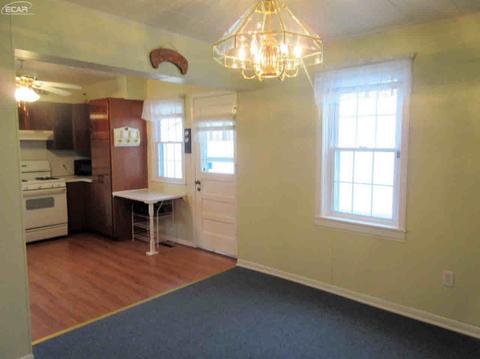5272 W Carpenter Rd, Flint, MI 48504 photo 17