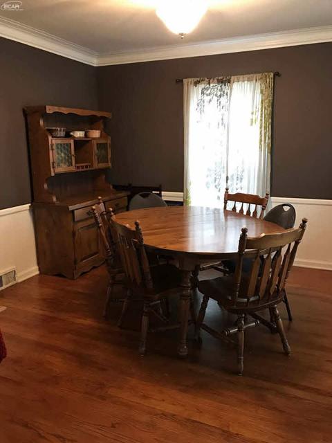 1007 Beard, Flint, MI 48503 photo 2