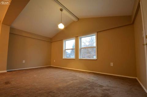 513 Pine St, Clio, MI 48420 photo 6