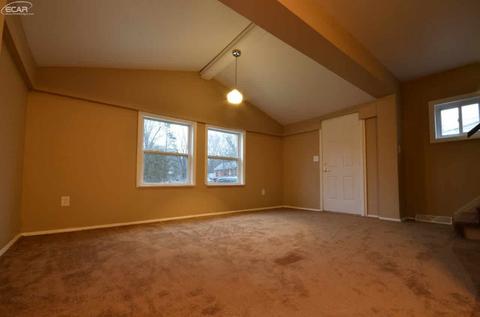 513 Pine St, Clio, MI 48420 photo 5