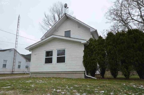 513 Pine St, Clio, MI 48420 photo 2