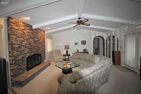 5135 Cedardale Ln, Flushing, MI 48433 photo 16
