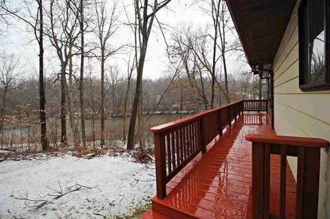 5135 Cedardale Ln, Flushing, MI 48433 photo 2