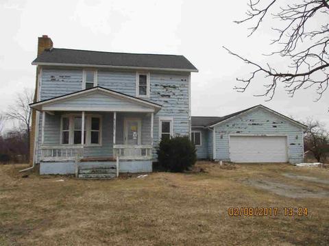 3885 Byron Rd, Howell, MI 48855 photo 2
