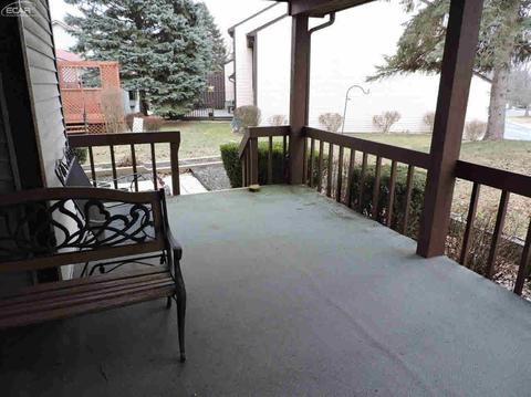 590 Oakbrook Cir, Flushing, MI 48433 photo 51