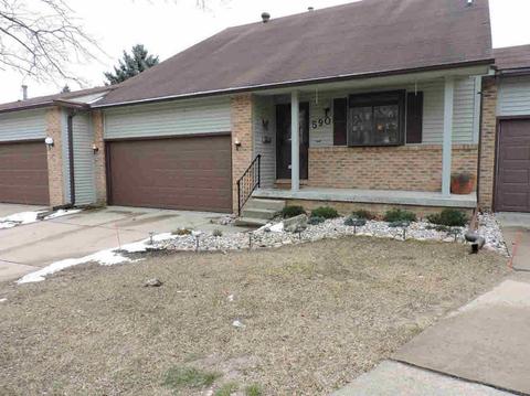 590 Oakbrook Cir, Flushing, MI 48433 photo 1