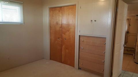 241 Lynn St, Flushing, MI 48433 photo 5