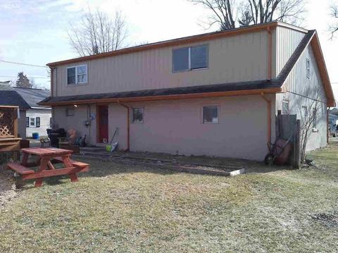 521 E Broad St, Linden, MI 48451 photo 2