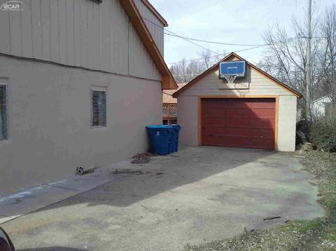 521 E Broad St, Linden, MI 48451 photo 3