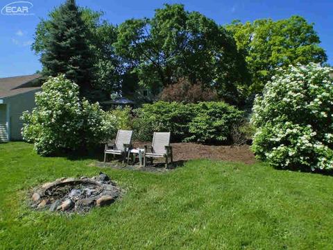 5324 Roberts Dr, Flint, MI 48506 photo 64