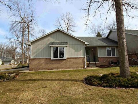 5495 Hickory Cir, Flushing, MI 48433 photo 1