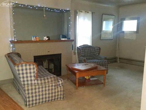 2014 E Second St, Flint, MI 48503 photo 9