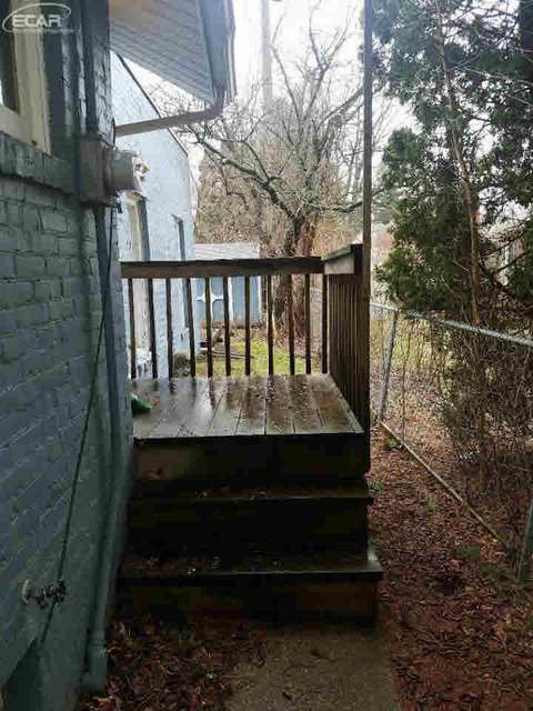 2014 E Second St, Flint, MI 48503 photo 6