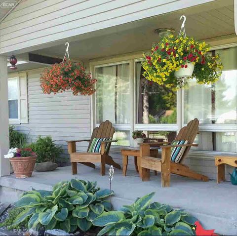2153 Covert Rd, Burton, MI 48509 photo 3